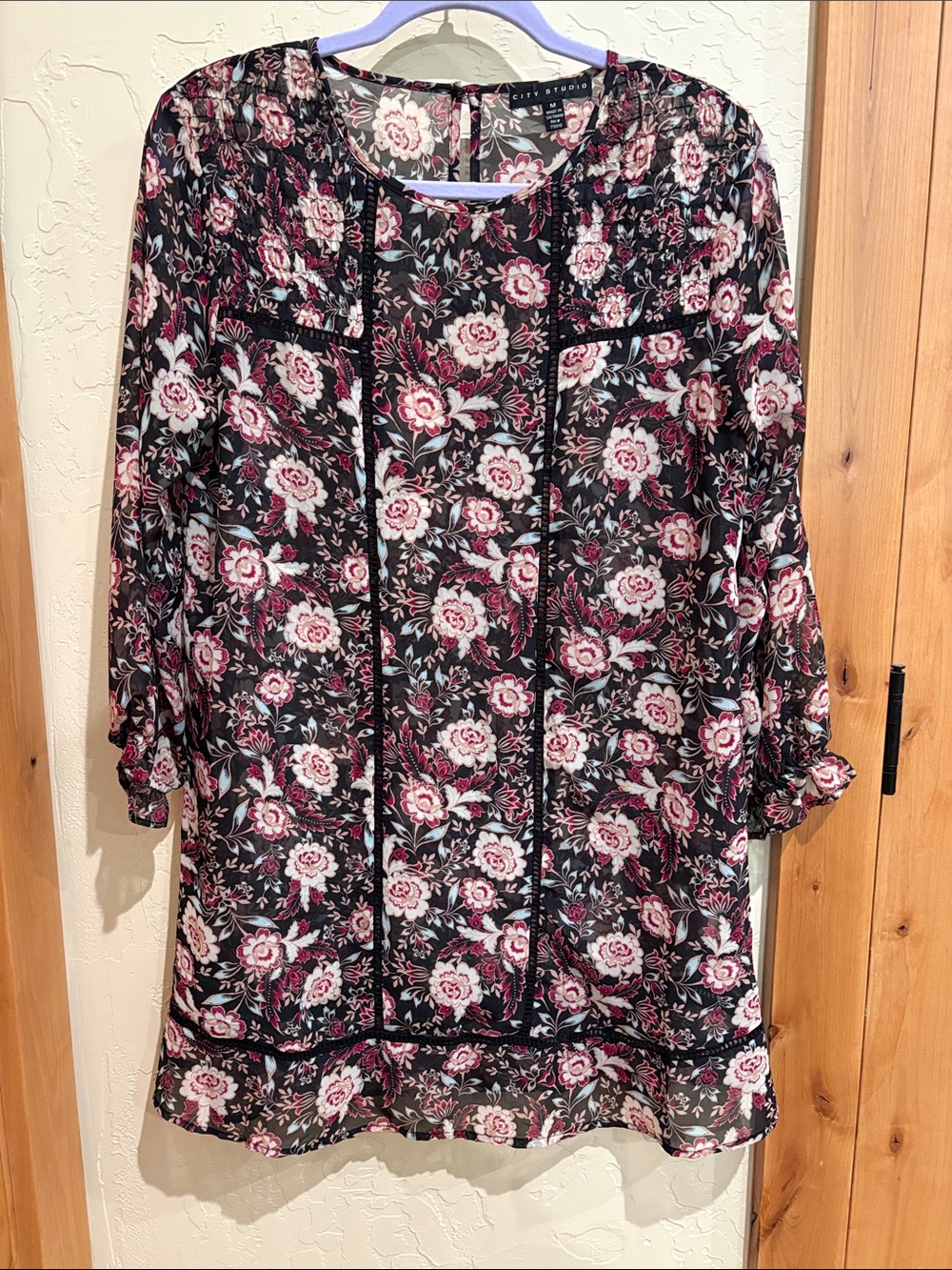 City Studio Sheer Floral Dress Size Medium